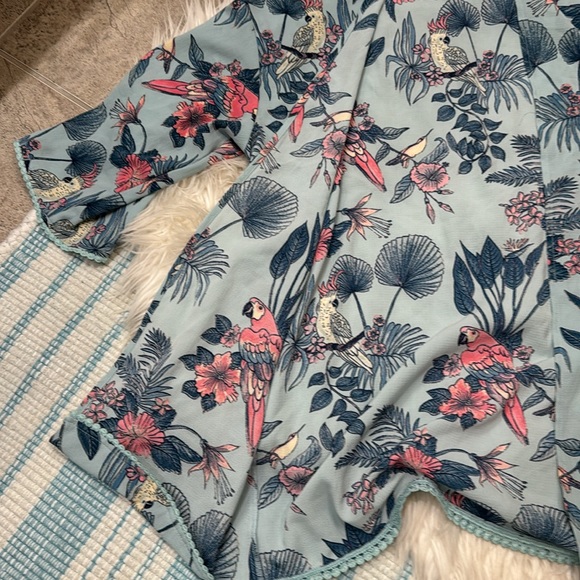 Girls H&M kimono/coverup etc - Picture 6 of 9